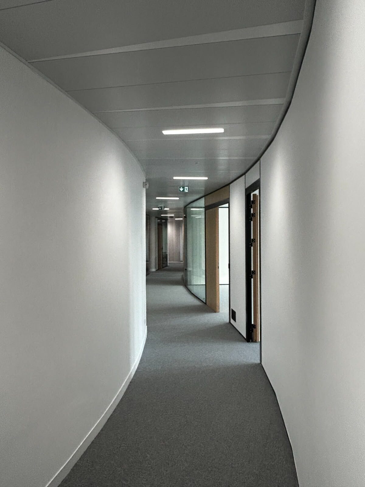 Curved corridor inside the Paris campus