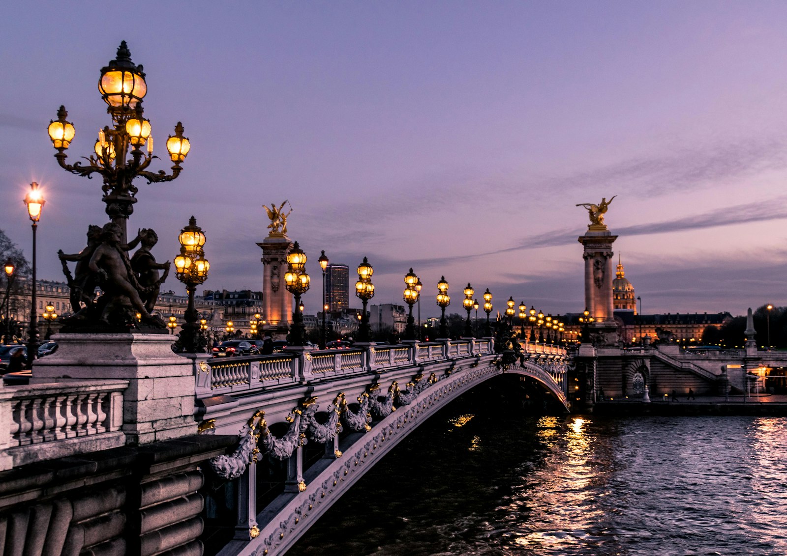 International students on campus in Paris
